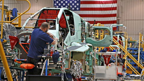 首批AH-64E阿帕奇直升機(jī)運(yùn)抵英國 航母攻擊手段與演出經(jīng)紀(jì)的深層關(guān)聯(lián)